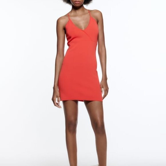 ZARA RED KNIT MINI DRESS WITH CUT-OUT DETAIL - Picture 6 of 8